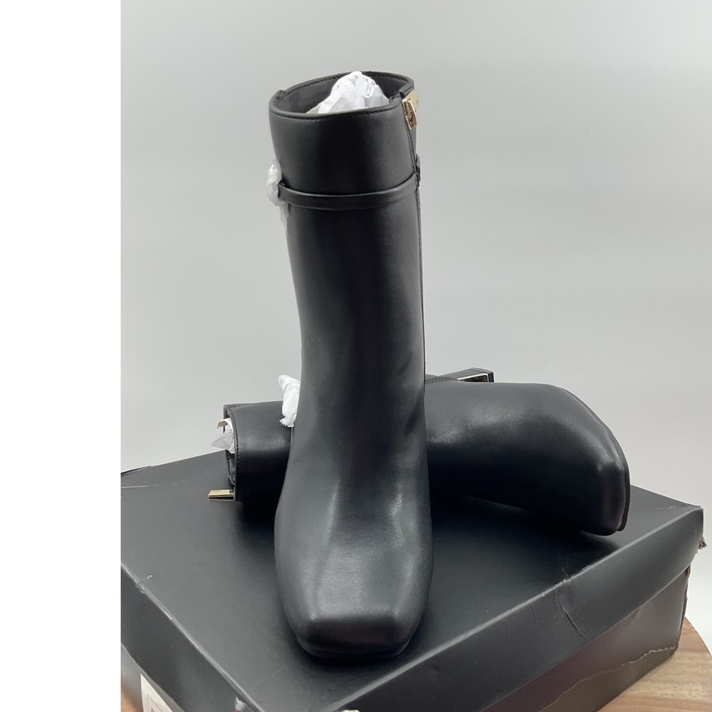 Jones New York Durling Black Square Toe Ankle‎ Boots Gold Chain Detail 6.5M